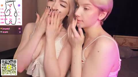 Elva and Kate  online show from 07-03-26, 06:42