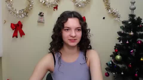 Susie online show from 12-22-24, 10:38