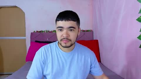  Mia y Mike  online show from 09-09-25, 12:37