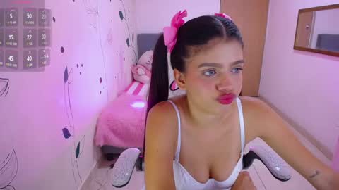Mia online show from 01-28-25, 02:21