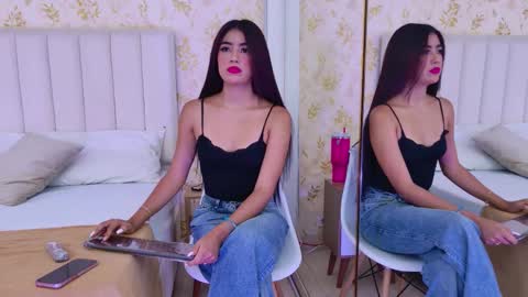 Snapshot of _miaa_monroe chatting on 09-21-25, 07:37 Mia Monroe online show from 09-21-25, 07:37