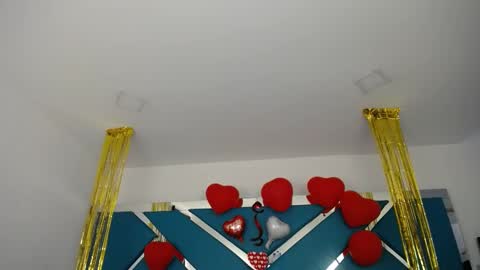 Snapshot of _miaaleon chatting on 02-11-25, 07:05 Mia online show from 02-11-25, 07:05