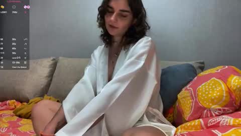 Mila online show from 10-17-25, 04:20
