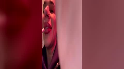 Snapshot of _milagoddess chatting on 06-13-26, 07:56 AstrideVonTeese online show from 06-13-26, 07:56
