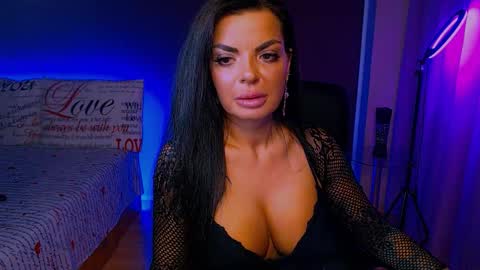 Milani online show from 09-23-25, 05:38