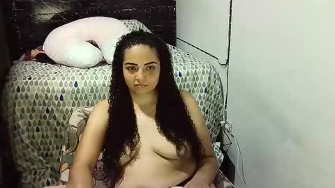 Snapshot of _milf_naughty chatting on 10-14-25, 03:57 _milf_naughty online show from 10-14-25, 03:57
