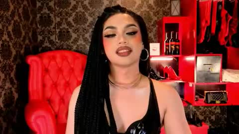 Raven Strauss online show from 11-22-25, 06:29