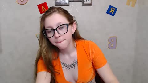 Snapshot of _miraterri_ chatting on 02-28-25, 02:53 Mira online show from 02-28-25, 02:53