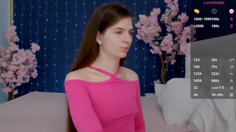 Snapshot of _mirror_girl chatting on 03-07-25, 01:18 Victoria online show from 03-07-25, 01:18