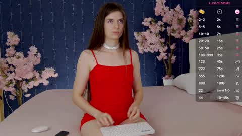 Snapshot of _mirror_girl chatting on 10-02-25, 04:25 Victoria online show from 10-02-25, 04:25