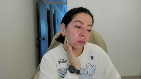 _miss_coco_ online show from 04-29-26, 12:31