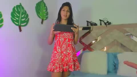 Snapshot of _miss_khloe chatting on 02-10-25, 02:52 Khloe online show from 02-10-25, 02:52
