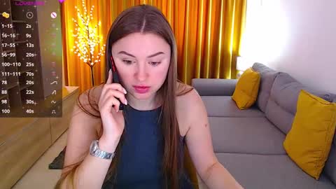 Mia online show from 01-11-25, 08:54