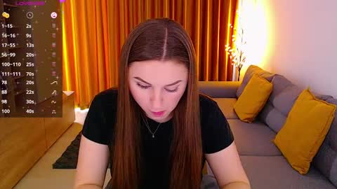 Mia online show from 02-11-25, 10:04