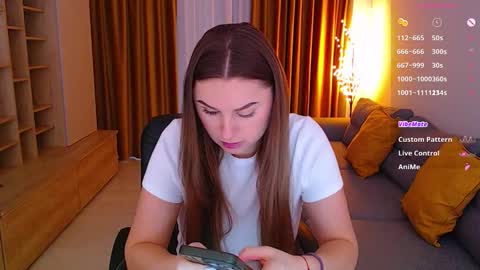 Mia online show from 02-01-26, 08:02