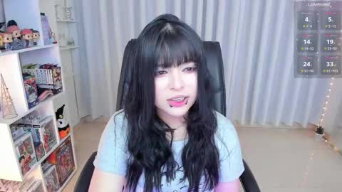 Snapshot of _misshoneyxx chatting on 11-11-25, 06:35 Hanna Idependent Model online show from 11-11-25, 06:35