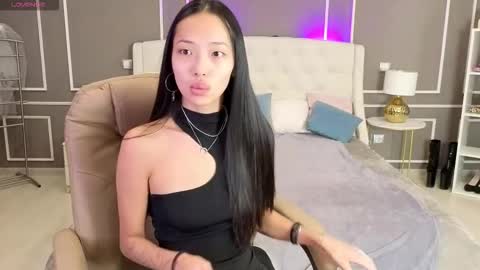 Snapshot of _miura_ chatting on 10-05-25, 01:15 MIURA online show from 10-05-25, 01:15