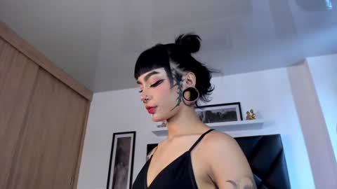 mizuki  online show from 06-19-26, 01:59
