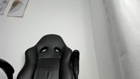 _molly_rosse_ online show from 06-27-26, 11:59