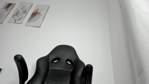 _molly_rosse_ online show from 06-30-26, 11:55