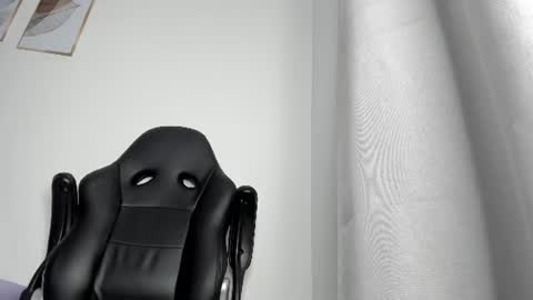 _molly_rosse_ online show from 07-03-26, 12:00