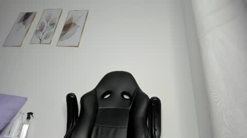 _molly_rosse_ online show from 07-23-26, 11:52