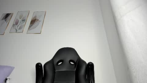 _molly_rosse_ online show from 07-27-26, 12:01