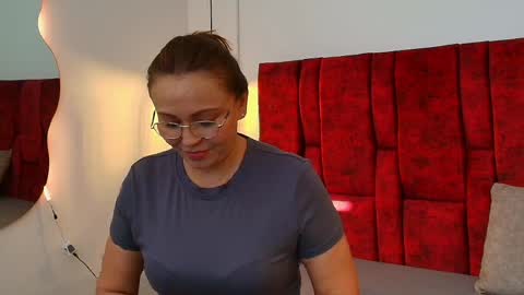 _monaliza_ online show from 04-06-26, 12:17