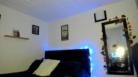     liaaa 4u online show from 12-06-24, 01:40