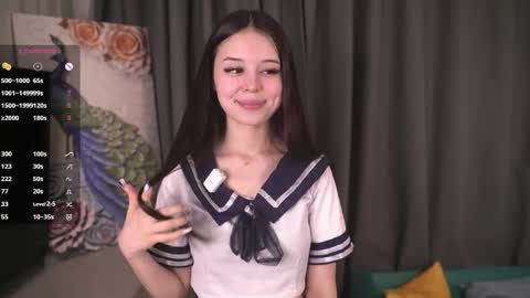 Snapshot of _moonlit_melody_ chatting on 05-25-26, 07:53 Margo online show from 05-25-26, 07:53