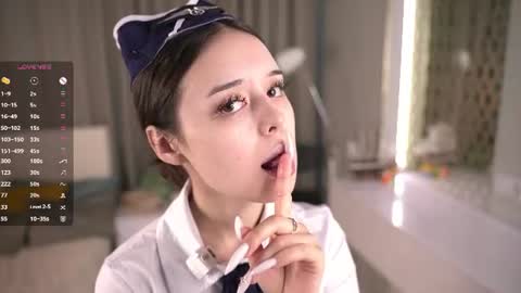 Snapshot of _moonlit_melody_ chatting on 07-22-26, 06:11 Margo online show from 07-22-26, 06:11