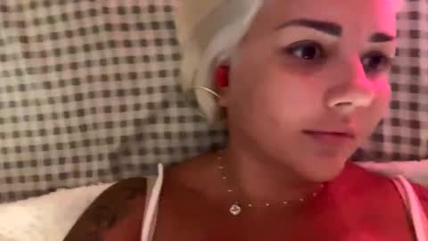 Francine Aisi Morpho - a genus of blue butterflies. online show from 01-10-25, 10:39