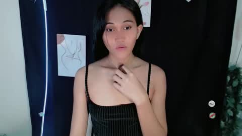 Snapshot of _nakedsabrina chatting on 11-16-25, 04:29 jenny claire online show from 11-16-25, 04:29