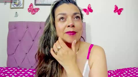 Snapshot of _nanycute_ chatting on 02-08-26, 10:35 nany online show from 02-08-26, 10:35