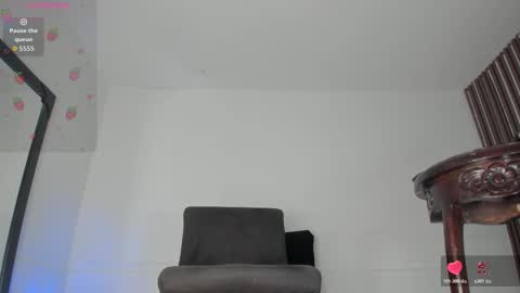 Snapshot of _naomi_fox chatting on 02-13-26, 10:39 shantall online show from 02-13-26, 10:39