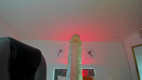 Natalie online show from 09-21-25, 03:41