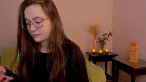 Mia with a big heart  online show from 02-16-25, 03:26