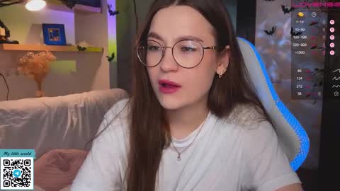 Mia with a big heart  online show from 11-12-25, 02:12