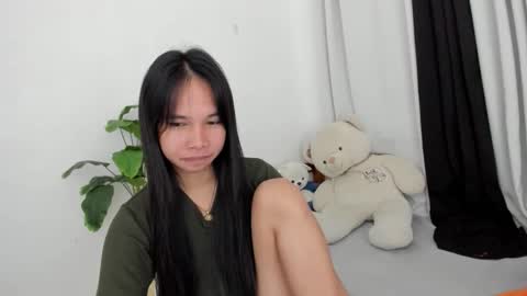 Snapshot of _nicole69_ chatting on 02-26-26, 09:03 Nicole online show from 02-26-26, 09:03