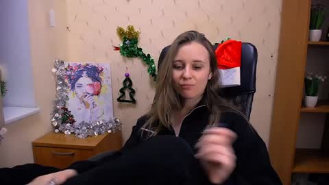 Snapshot of _nicole_new chatting on 12-11-24, 03:15 Nica online show from 12-11-24, 03:15