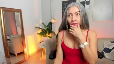 _nicoletteshea_ online show from 07-07-26, 11:53