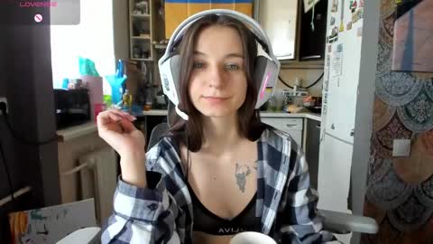 Nika online show from 04-27-26, 12:14