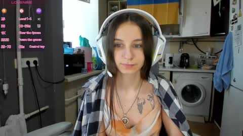 Nika online show from 04-28-26, 02:55