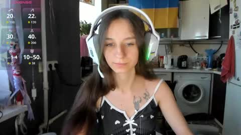 Nika online show from 06-07-26, 05:00