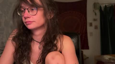 Mila online show from 04-27-26, 08:07