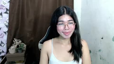 Snapshot of _odette22 chatting on 06-21-26, 05:54 _odette22 online show from 06-21-26, 05:54