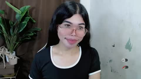 Snapshot of _odette22 chatting on 06-27-26, 12:10 _odette22 online show from 06-27-26, 12:10