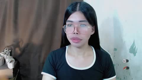Snapshot of _odette22 chatting on 07-19-26, 12:53 _odette22 online show from 07-19-26, 12:53