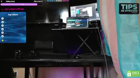 Olivia online show from 06-12-26, 07:24