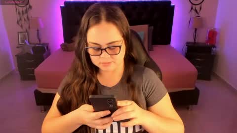Olivia jones online show from 06-06-26, 12:32